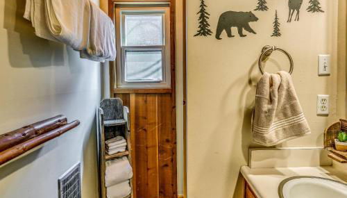 3 Mi to Shaver Lake Cozy Bears Hideaway Cabin! - Foto 5