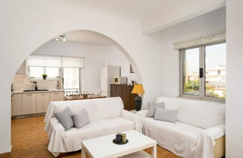 3BD Apt in The Center of Eretria - Photo 1
