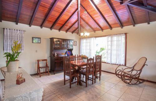 Casa em condomínio com piscina na melhor localização de Búzios - Foto 49