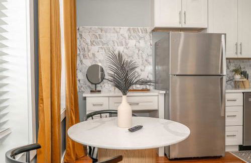 Findlay Market - Suite 4 for 2 - Foto 2