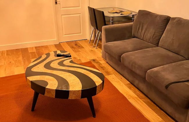 4 Guests - 10min Airport - N E C - Jaguar - Foto 7