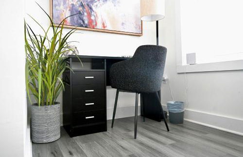 Less than 1mi to Little Caesars Arena, 2BR with Free Parking - Foto 15