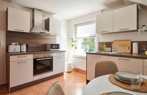 Lichtdurchflutende Wohnoase-Stilvoll-ruhig-kostenloser Parkplatz- 24-7 Self Check-in, bis zu 5 Personen, sehr geräumig - Foto 15