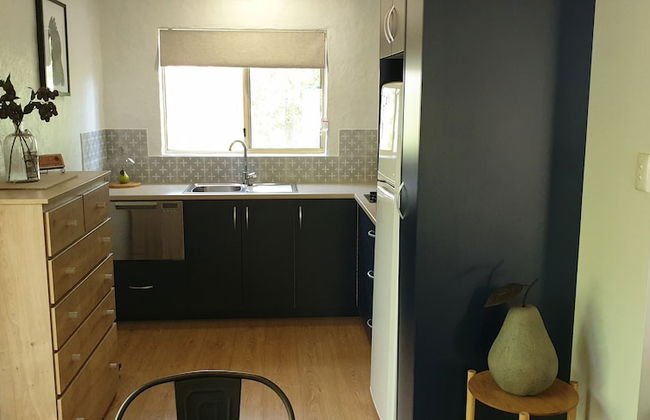 Donnybrook Cottages - Hutt River Cottage - Photo 4