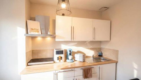 T2 cosy - Aéroport 9min Parking Équipé - Foto 2, stove, toaster