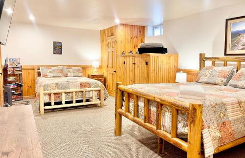 ADK Cabin with Hot Tub, Near Whiteface, Lake Placid, Fire Pit, Game Rm - Foto 56