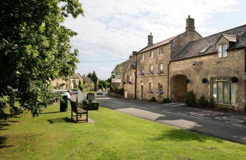 Corner Cottage - Photo 29