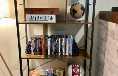 NEW Modern Cabin! 5mi to Mt Rainier National Park! Hot Tub & Wifi - Foto 8