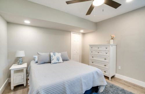 Canal-Front Home with Dock and Patio in North Port - Foto 16