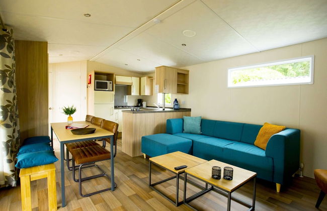 Lodge in Duinhoeve Near Dunes & Playground - Photo 8