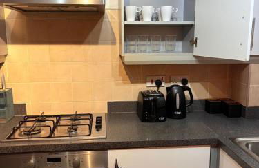 2 bedroom 2 bathroom ground floor apartment in central location - Foto 73