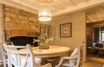 Medius Cottage in the Cotswolds - Photo 32