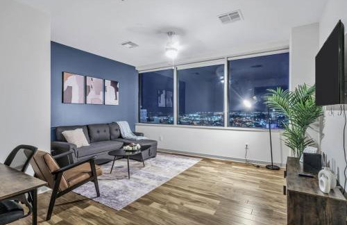 Apartment Kingbed+Parking+Pool+Gym+CityView+2TV's - Foto 6