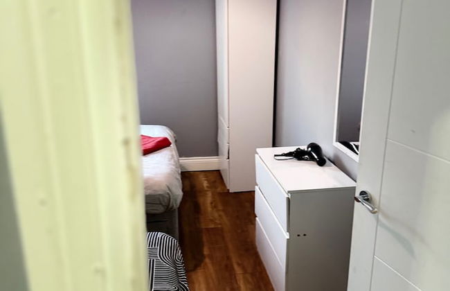 Citycenterapt-4br-wifi-freeparking-retroarcade - Foto 4