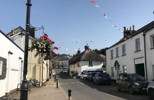 Church View - c. 1750 cosy character cob cottage. - Foto 25