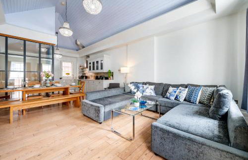 Welcome London St Martin's - Photo 1