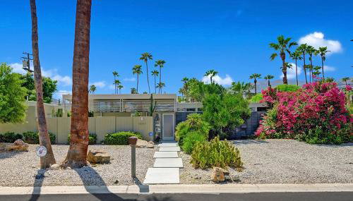 Retro Rendezvous Pool and Spa MidCentury Modern Home - Foto 1