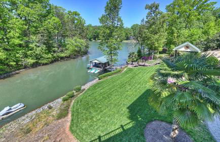 Lakefront 6bdr, Priv Dock, Game Room, Firepit Jake's Lake House by Avantstay - Foto 114