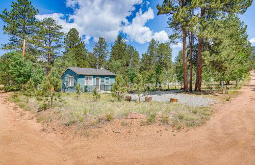 Patio and Hot Tub Cozy Cabin Retreat in Bailey! - Foto 15