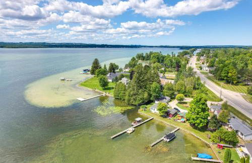 Tiny House Cottage 5 with Crooked Lake Access! - Foto 27