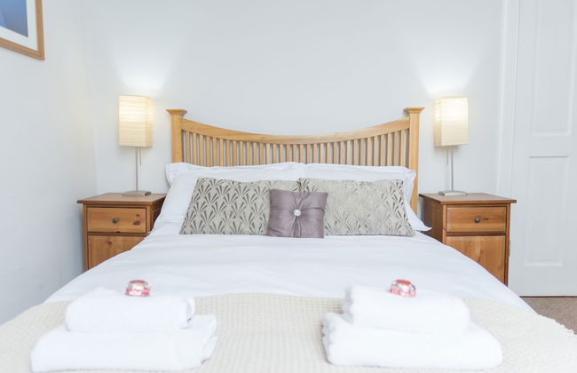 Beautiful City Center 2 Bed Apartment with Park View - Foto 9