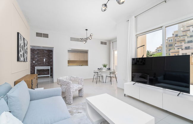 Nasma Holiday Homes - Bab Al Bahr Residences - Photo 8