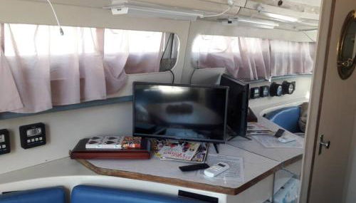 Waterfront 32' Bayliner Yacht - Photo 3