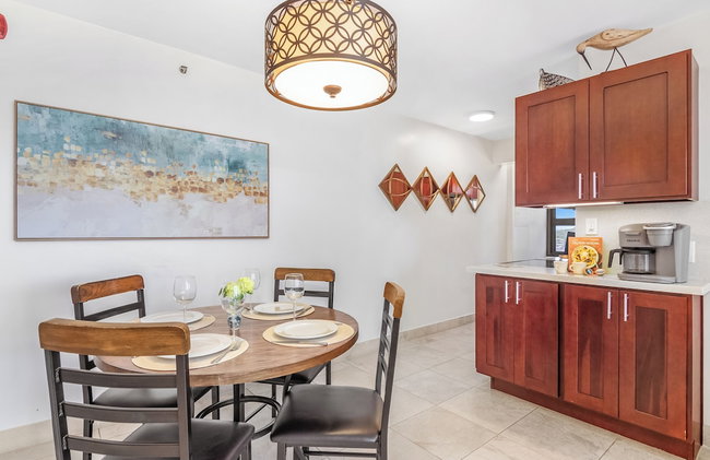 36Fl Sky-high retreat with ocean views & beach access - Foto 136
