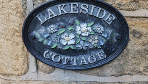 Lake Side Cottage - Photo 3