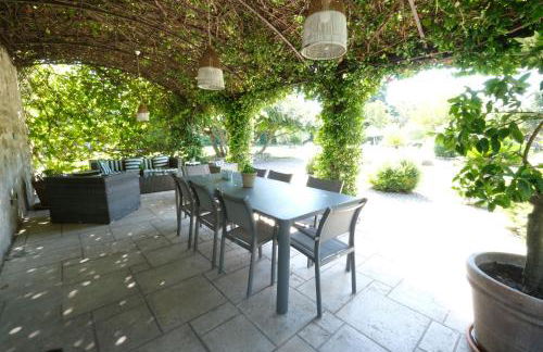 superb prestigious mas with pool in the countryside of caumont sur durance, close to avignon, sleeps 8 - Foto 17