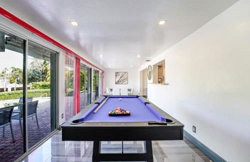 Waterfront Luxe 3BR, Pool, Hot Tub & Dock - Foto 3