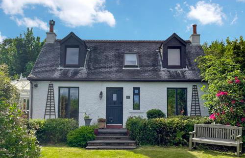 The Cottage - Photo 1