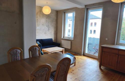 3,5 Zimmer-Wohnung mit Altbau-Charme - Foto 3