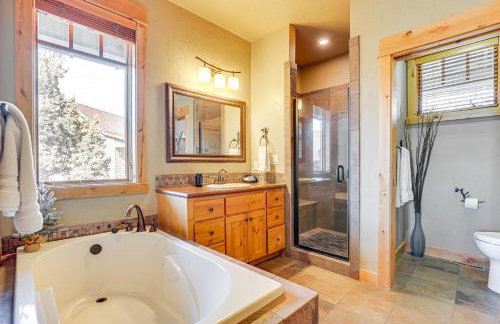 Mountain-View Cabin Near Trails in Powell Butte! - Foto 13