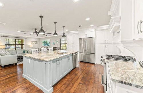 Foley Palms & OWA Resort / Pool - Photo 22