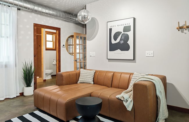 Urban Cowboy Villas - Heart of 704 - Foto 32