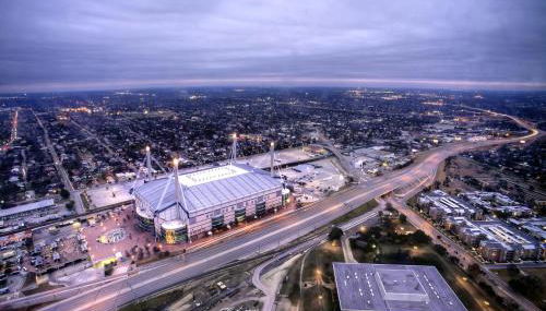 Casa Pajaritos - Pool, Firepit, Backyard near Riverwalk San Antonio - Foto 4