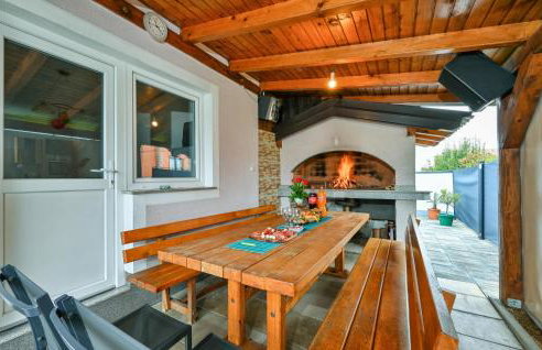 Beautiful Home In Dugo Selo - Foto 15