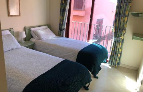 Estrelicia - Photo 11