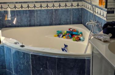 Maison type Villa avec Jacuzzi proche du circuit - Foto 5