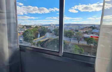 Kitnet 301 centro linda vista por sol com tv smart e ar - Foto 9