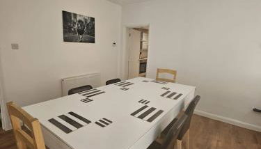 Spacious House wParking - Foto 4