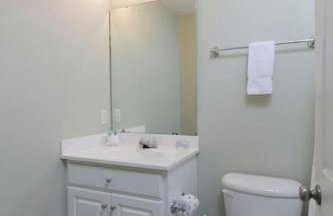 Cozy 2BR Home Near Ft Jackson - Photo 43