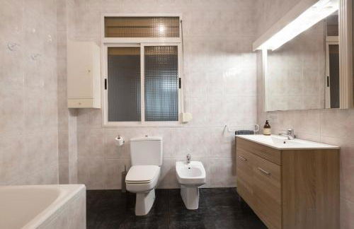 Amplio Apartamento en Casco Viejo - Corazón de Bilbao - Foto 32