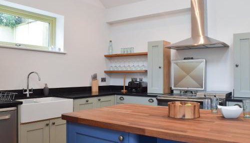 Heather Lea - Photo 4