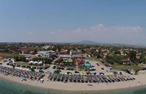 Summertime Villa just 90meters from the sea! - Foto 35