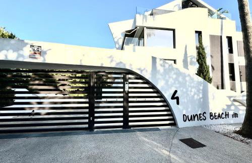 Modern Holiday Apartments - Photo 28