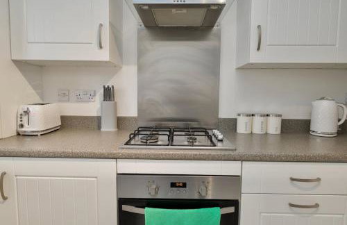 Clothier House - Stylish 3Bed Haven, WiFi & Driveway Parking - Foto 10