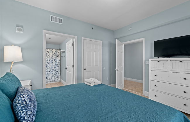 Laketown Wharf by Book That Condo - Foto 61