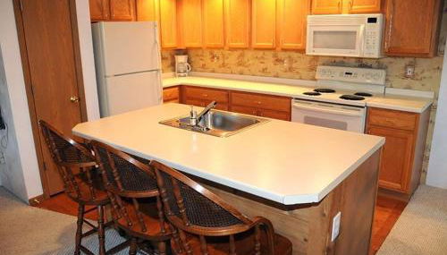 Seven Springs Woodridge 4 Bedroom Premium Condo, Sleeps 10, Deck with Mountain Views condo - Foto 5